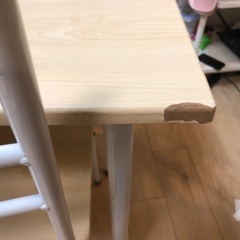 無料　ダイニングテーブルセット　椅子付きの画像