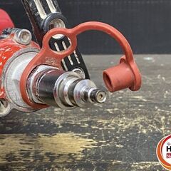 【久留米】【引き取り限定】【中古品】MAX マックス HV-R32G1 ねじ打機 ターボドライバ 25-32mm 1.8-2.3MPa ※ケース止め具が1つありません(画像参照)の画像