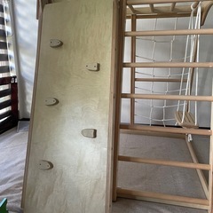 木製ジャングルジムの画像