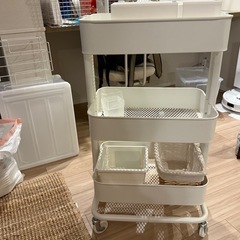 (取引中)ikea ワゴンの画像