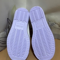 子ども　上履きの画像