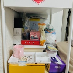 収納棚の画像