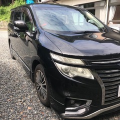 日産エルグランドの画像