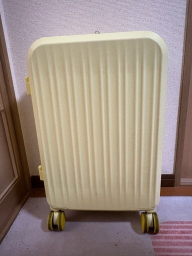キャリーケース