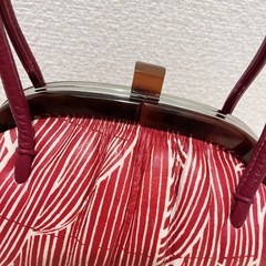 本革友禅染ハンドバッグの画像