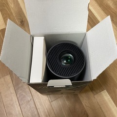 プロジェクター小型Android TV搭載電動 フォーカス 270°回転の画像