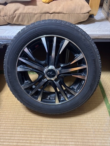 スタッドレスタイヤホイール付き