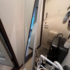 ホワイト スリム姿見 スタンドミラーの画像