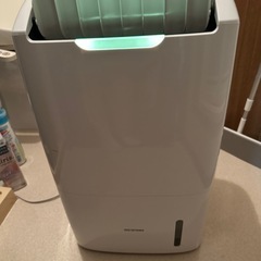 空気清浄機能付き除湿機の画像
