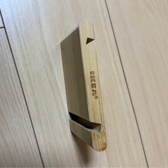 IKEA 携帯スタンドの画像