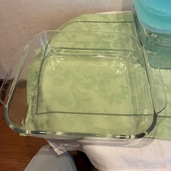 🌹パイレックス✖️1個　Iwaki✖️3個　スクエア耐熱ガラス保存容器セット🌹の画像