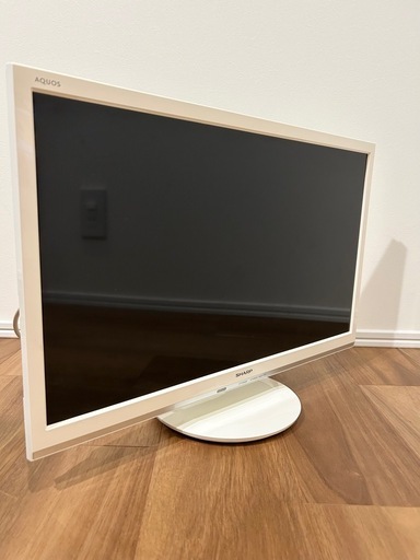 AQUOS テレビ 24インチ　地上波 テレビ線付付属
