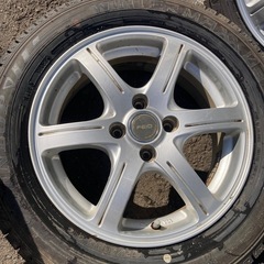 イボ付　バリ山！　175/65R14  スタッドレスタイヤの画像