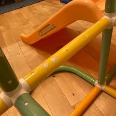 アンパンマン滑り台ジムの画像