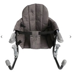 背もたれ付きテーブルチェア トレイ付きの画像
