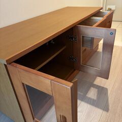 テレビ台の画像