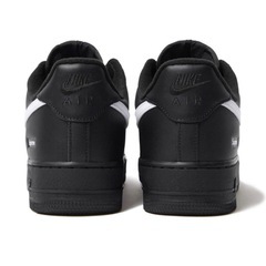 Supreme Nike Air Force 1 Low Black/White
の画像