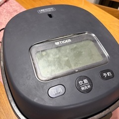 定価10万円　タイガー　土鍋圧力IHジャー炊飯器　の画像