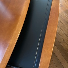 パソコンデスクの画像