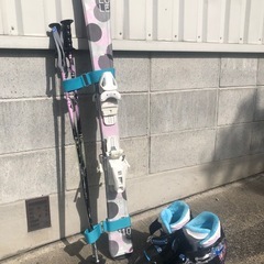 スキーセット一式小学校低学年女の子向けの画像