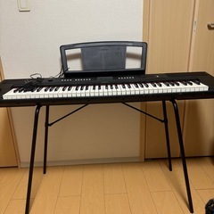 YAMAHA 電子ピアノ 稼動品 黒 子供 練習 ピアノ 引き取りの画像