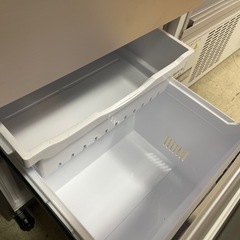 HITACHI 265L3ドア冷蔵庫 R-27RV 2022年製 中古の画像