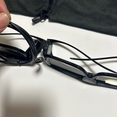 シャープAQUOS　3D 2Dシアターメガネの画像