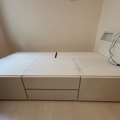 ニトリ　チェストベッドフレームの画像