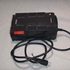 CyberPower 無停電電源装置 (常時商用給電/矩形波出力) UPS 550VA/330W CP550JP の画像