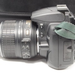全国発送/スマホ転送⭐️Nikon D5000 純正バッグ 初心者 動画 本格撮影 すぐ使える おまけ多数！ ・標準レンズつき！初心者でもセットですぐに使える！！ の画像
