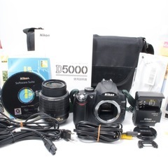 全国発送/スマホ転送⭐️Nikon D5000 純正バッグ 初心者 動画 本格撮影 すぐ使える おまけ多数！ ・標準レンズつき！初心者でもセットですぐに使える！！ の画像