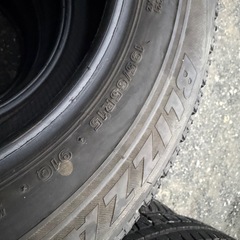 スタッドレスタイヤ　195/65/R15 185/60R15 2セットの画像