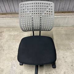K5 オフィス チェアー ニトリ 1台 事務 回転 椅子 いす ワーク デスク チェア PC パソコンの画像