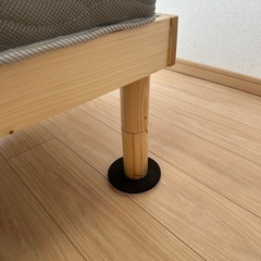 ナチュラルカラーのシングルベッドフレーム！の画像