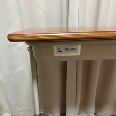 学童机と椅子のセットの画像