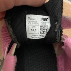 美品ニューバランス子供靴の画像