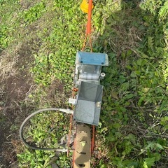 手押し式 播種機（種まき機）の画像