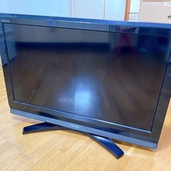 東芝REGZA 32型テレビの画像