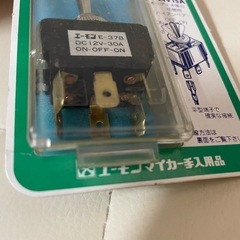 エーモン　トグルスイッチ6極　未使用品の画像