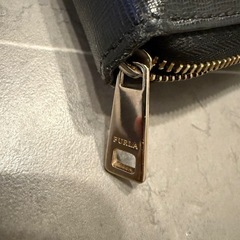 FURLA 長財布の画像