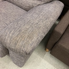 T2510-265 L字型カウチソファ グレージュ ファブリックタイプ 3人掛け ほつれ色あせ汚れ有りの画像