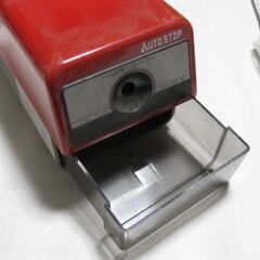 電気鉛筆削り（オートストップ機能付き）＋鉛筆45本の画像