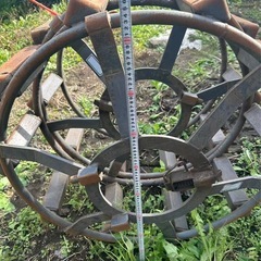 手押しトラクター用 水田防滑輪 泥田防陷輪 の画像