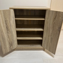 美品靴棚　4段×2〜3足　の画像