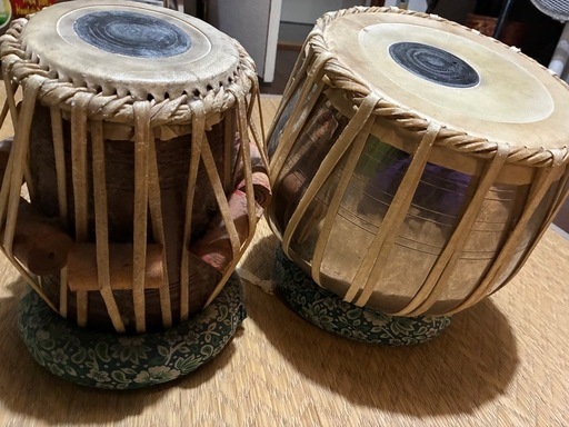 タブラ　インド太鼓　打楽器