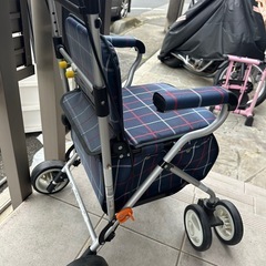 シルバーカーの画像