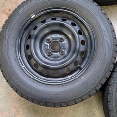 195/65R15冬タイヤ付スチールホイールセット1台分の画像