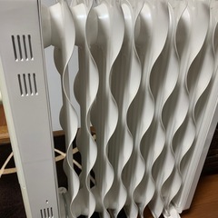 アイリスオーヤマ　オイルヒーター　ウェーブの画像