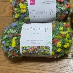 DAISO 毛糸 シャインネップ グリーン 6玉セットの画像