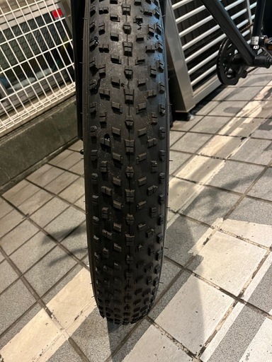 対面受け渡し限定/湘南エリア　BRONX ファットバイク ブラック/26インチ